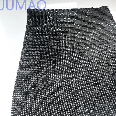 پرده‌های پولکی فلزی بسیار بازتابنده برای عکاسی‌های خیره‌کننده و رویدادهای باشکوه